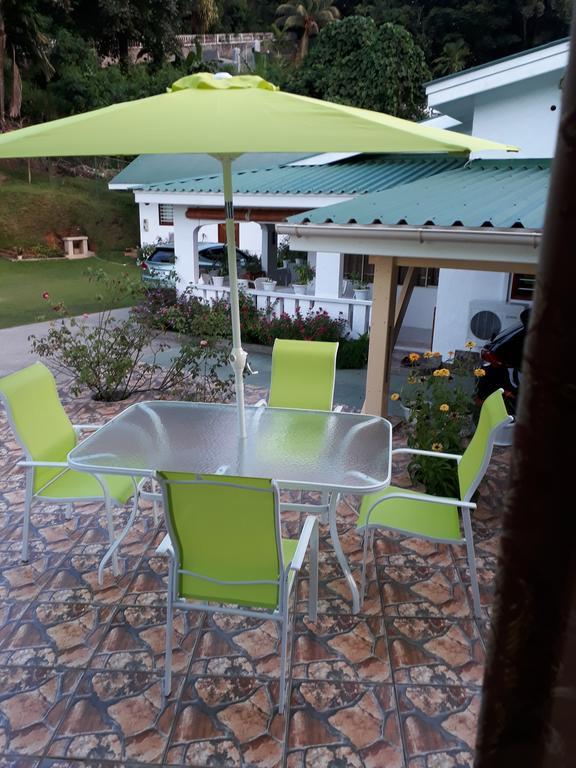 Loversnest Self Catering Anse aux Pins Dış mekan fotoğraf